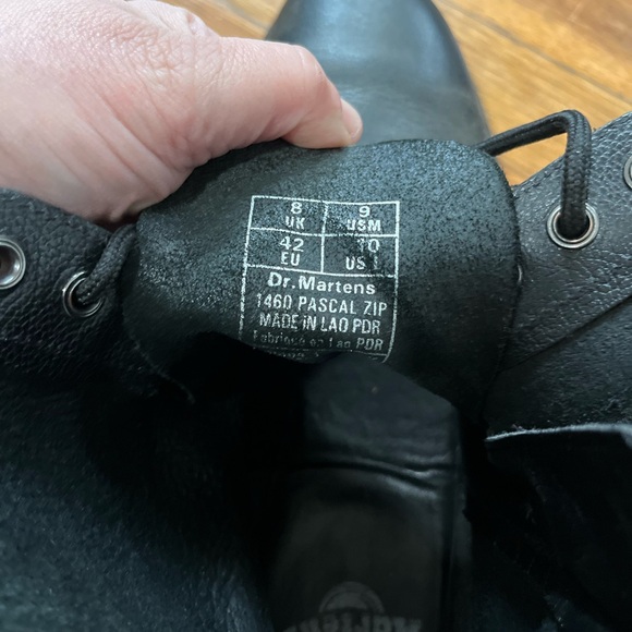 Dr. Martens 1460 Pascal boot - Picture 6 of 11